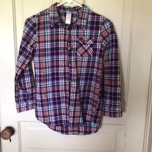 Girl’s tunic length flannel